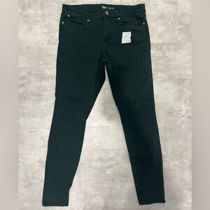 NWOT GAP Dark Green “legging” Jean NWOT
